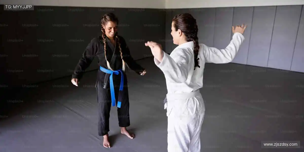 🎁限量周边，粉丝专属！🎾 把偶像力量穿在身上！